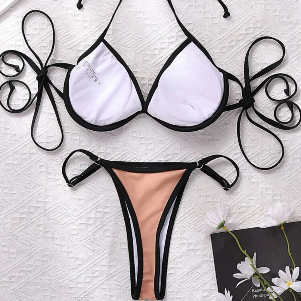 Super Classy Sexy Bikini - Picture 2 of 4